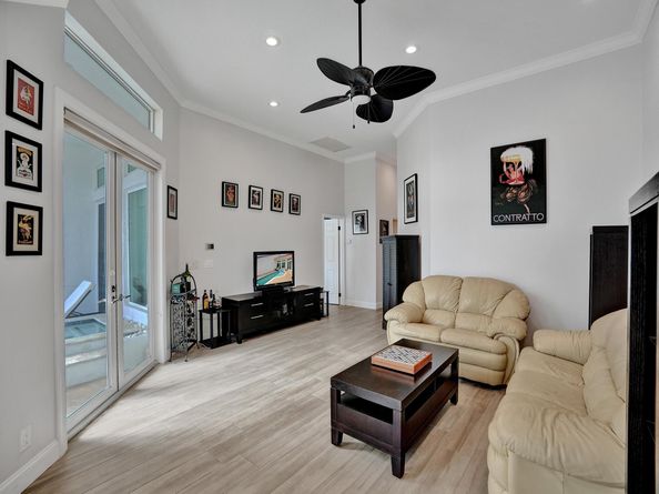 3885 Candlewood Boulevard, Boca Raton FL 33487