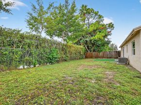 6282 Wauconda Way W, Lake Worth FL 33463