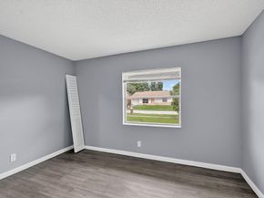 6282 Wauconda Way W, Lake Worth FL 33463