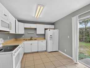 6282 Wauconda Way W, Lake Worth FL 33463