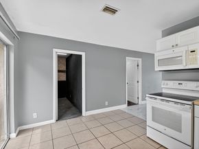 6282 Wauconda Way W, Lake Worth FL 33463