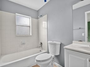 6282 Wauconda Way W, Lake Worth FL 33463