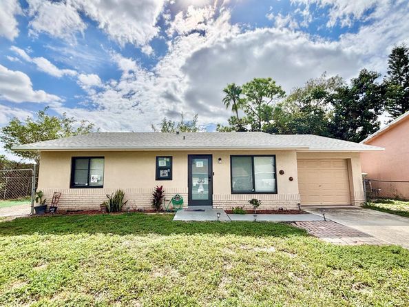 6282 Wauconda Way W, Lake Worth FL 33463