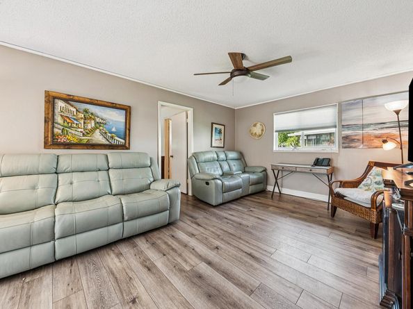 1702 SW 14th Avenue, Boynton Beach FL 33426