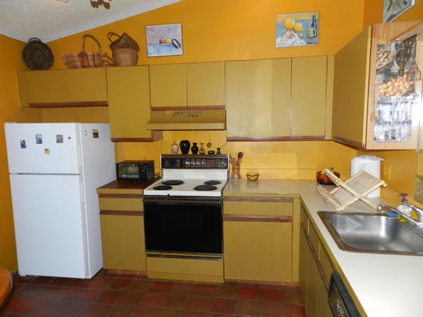 450 Knollwood Court, Royal Palm Beach FL 33411