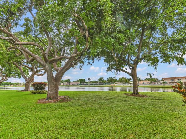 15465 Lakes Of Delray Boulevard 101, Delray Beach FL 33484