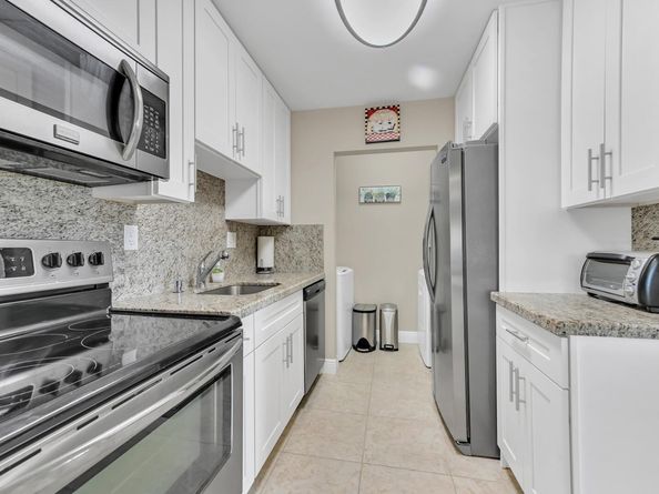 15465 Lakes Of Delray Boulevard 101, Delray Beach FL 33484