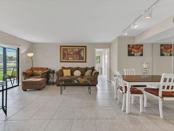 15465 Lakes Of Delray Boulevard 101, Delray Beach FL 33484