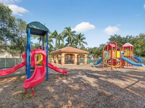 18632 SW 55th St, Miramar FL 33029