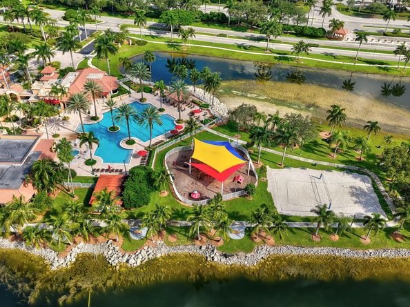 18632 SW 55th St, Miramar FL 33029