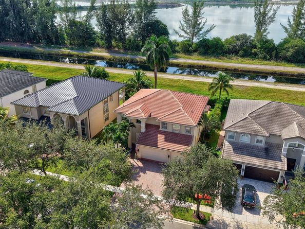 18632 SW 55th St, Miramar FL 33029