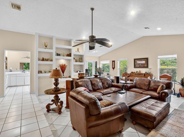 20803 Cabrillo Way, Boca Raton FL 33428