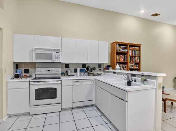20803 Cabrillo Way, Boca Raton FL 33428