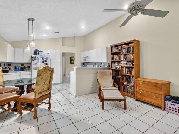 20803 Cabrillo Way, Boca Raton FL 33428