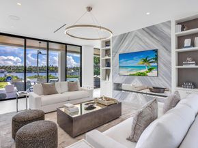 1422 SE Atlantic Drive, Lantana FL 33462