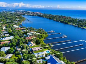 1422 SE Atlantic Drive, Lantana FL 33462