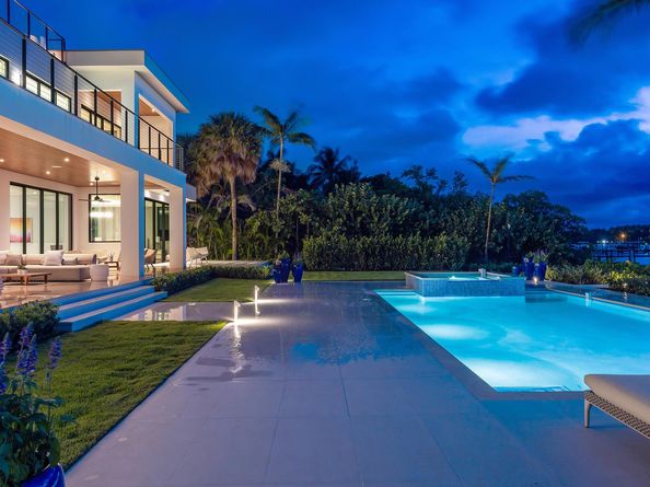 1422 SE Atlantic Drive, Lantana FL 33462