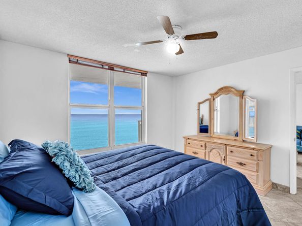 1051 Hillsboro Mile 907E, Pompano Beach FL 33062