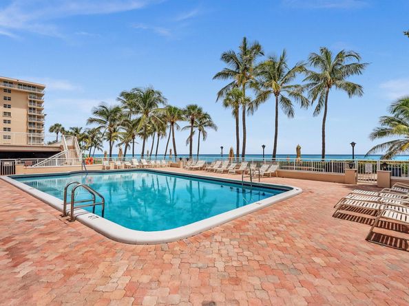 1051 Hillsboro Mile 907E, Pompano Beach FL 33062