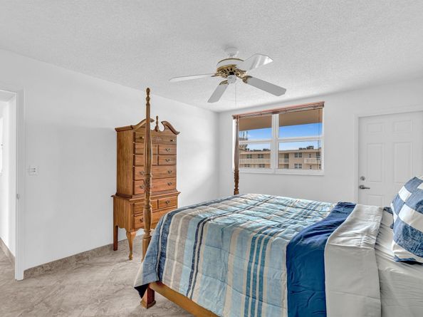 1051 Hillsboro Mile 907E, Pompano Beach FL 33062