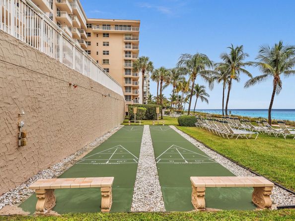 1051 Hillsboro Mile 907E, Pompano Beach FL 33062