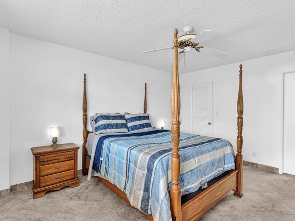 1051 Hillsboro Mile 907E, Pompano Beach FL 33062