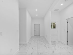 533 NW 16th Avenue, Fort Lauderdale FL 33311