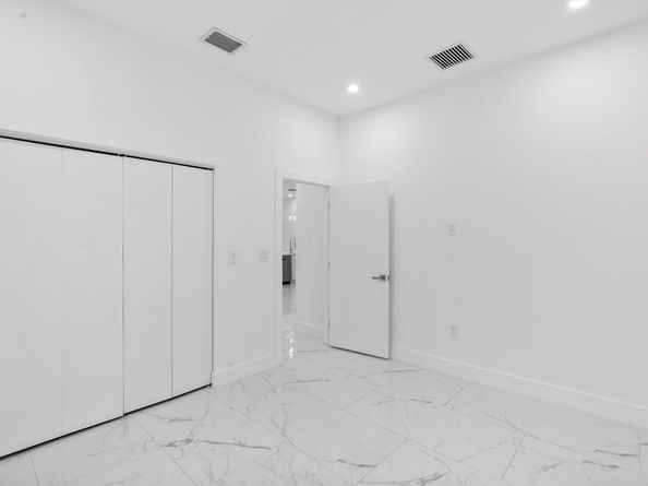 533 NW 16th Avenue, Fort Lauderdale FL 33311