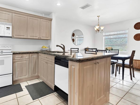 1751 NW 48th Place, Deerfield Beach FL 33064