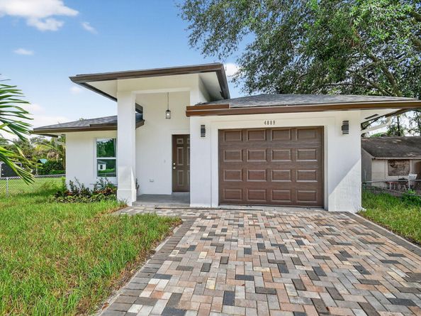 4889 Alberta Avenue, West Palm Beach FL 33417