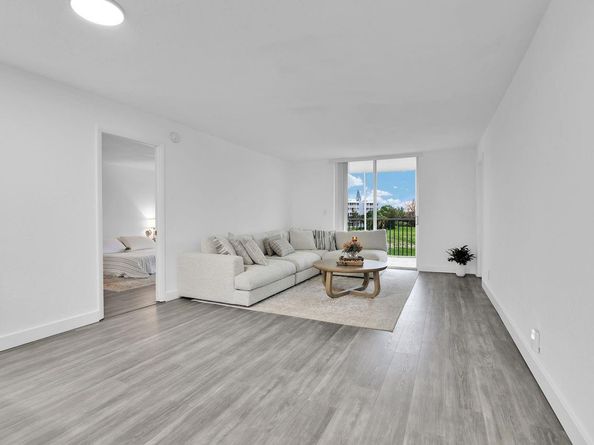 250 NW 67th St 322, Boca Raton FL 33487