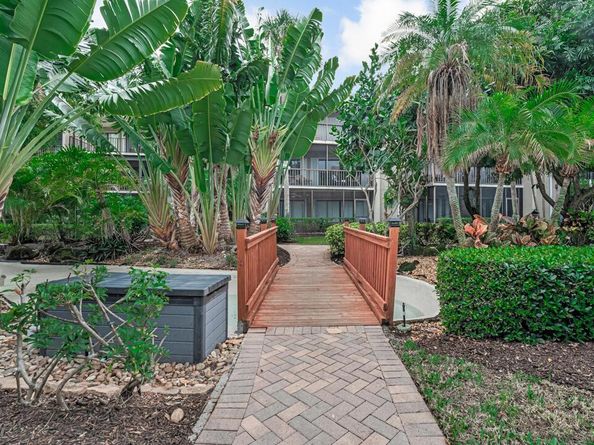 3605 S Ocean Boulevard 312, South Palm Beach FL 33480