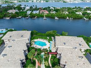 3605 S Ocean Boulevard 312, South Palm Beach FL 33480