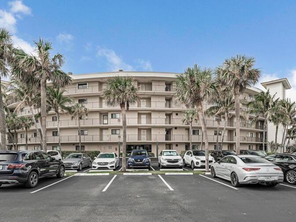 3605 S Ocean Boulevard 312, South Palm Beach FL 33480