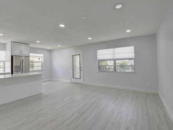 318 Monaco G G, Delray Beach FL 33446