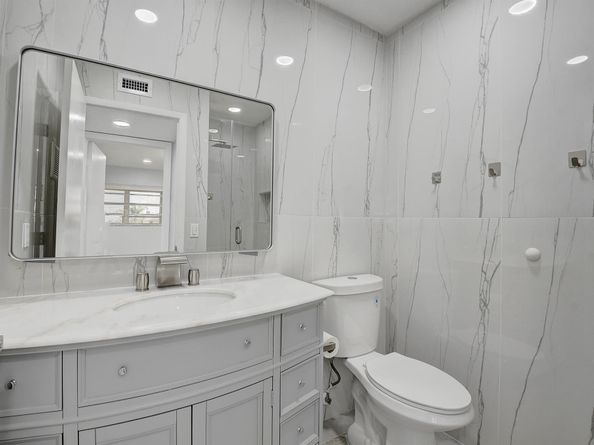 318 Monaco G G, Delray Beach FL 33446