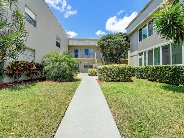 318 Monaco G G, Delray Beach FL 33446