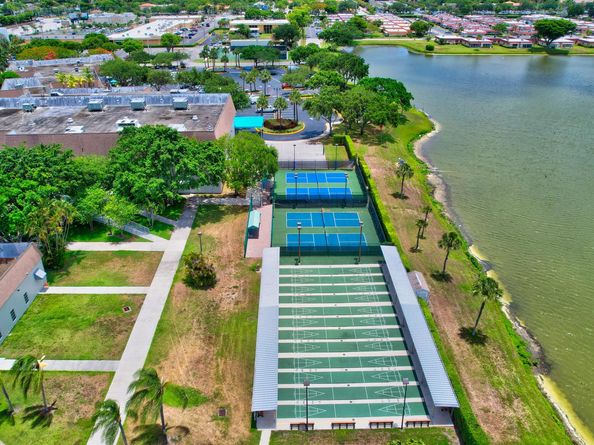 318 Monaco G G, Delray Beach FL 33446