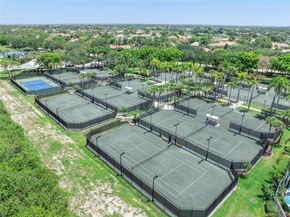 11955 NW 78th Pl, Parkland FL 33076