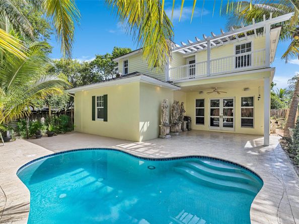 317 N Victoria Park Rd, Fort Lauderdale FL 33301