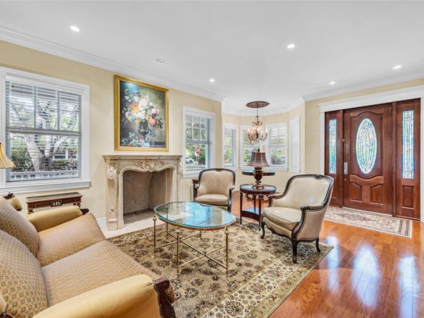 317 N Victoria Park Rd, Fort Lauderdale FL 33301