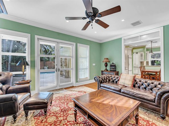 317 N Victoria Park Rd, Fort Lauderdale FL 33301