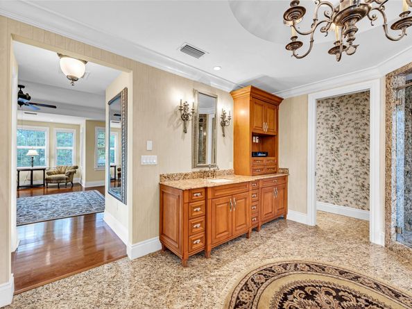 317 N Victoria Park Rd, Fort Lauderdale FL 33301