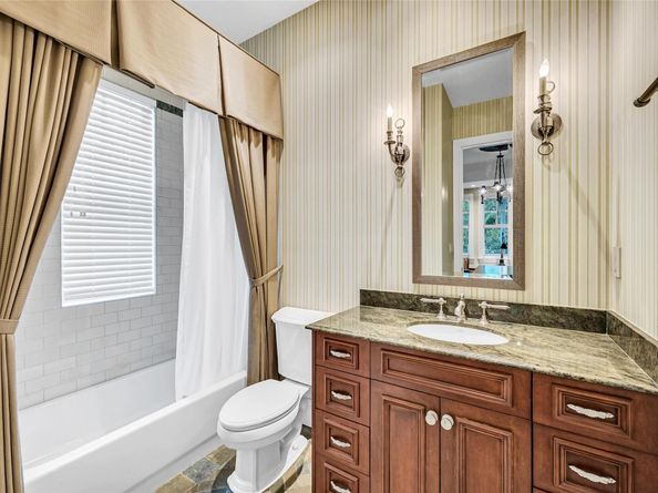 317 N Victoria Park Rd, Fort Lauderdale FL 33301