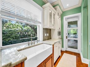 317 N Victoria Park Rd, Fort Lauderdale FL 33301