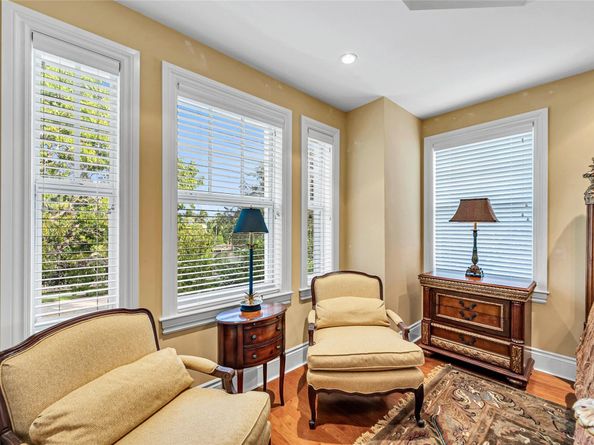 317 N Victoria Park Rd, Fort Lauderdale FL 33301