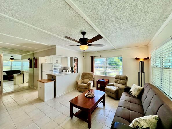 225 Westbury L 225, Deerfield Beach FL 33442