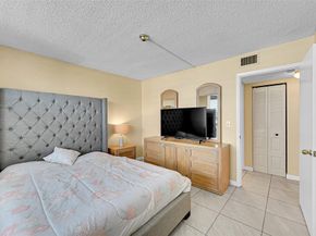 7620 NW 18th St 403, Margate FL 33063