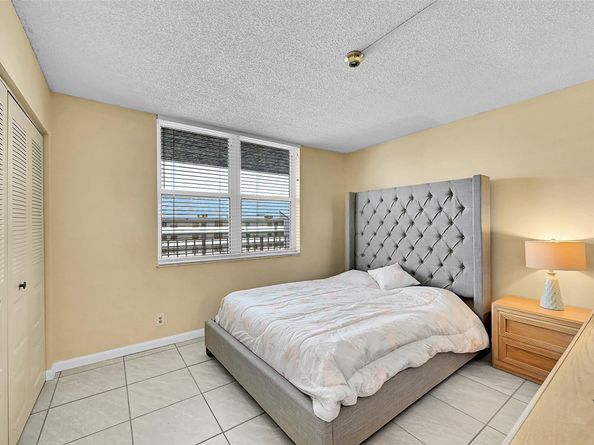 7620 NW 18th St 403, Margate FL 33063