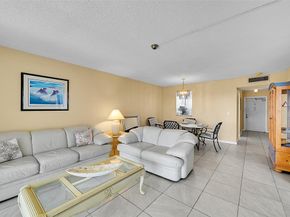 7620 NW 18th St 403, Margate FL 33063
